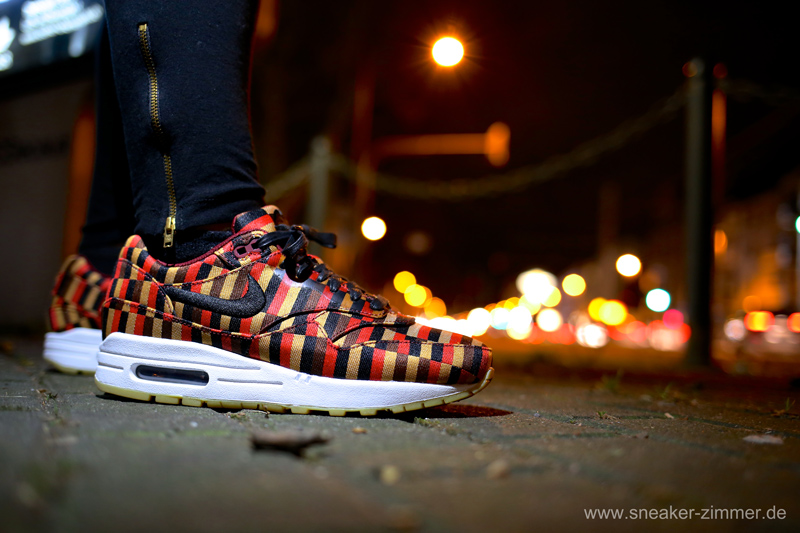 Nike x Roundel