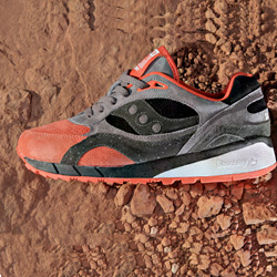 release 29.3.2014 Premier Saucony "Life on Mars" Shadow 6000 PACK