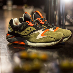 Saucony x UBIQ Grid 9000 “Dirty Martini”