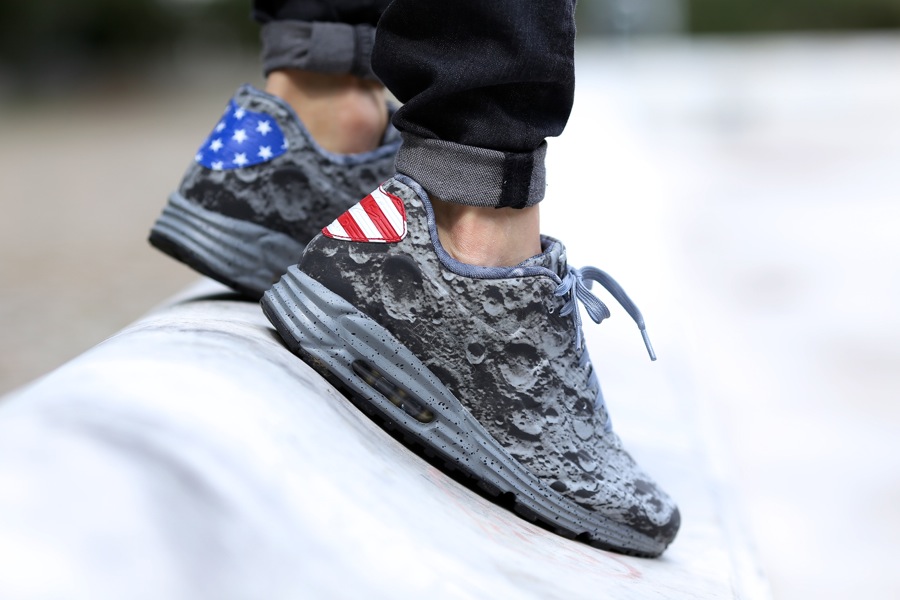 Lunar90 Moon Landing