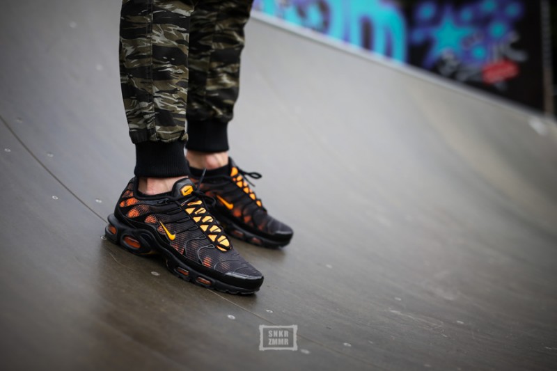 nike tn1 foot locker exclusive