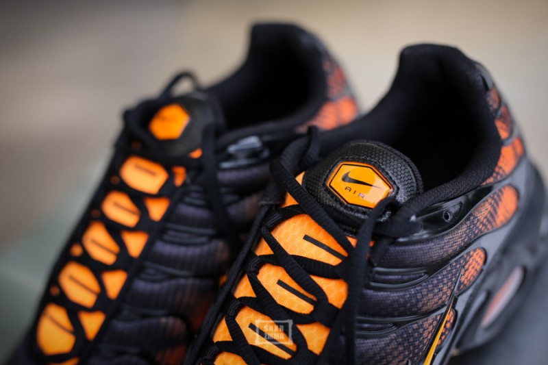 nike tn1 foot locker exclusive