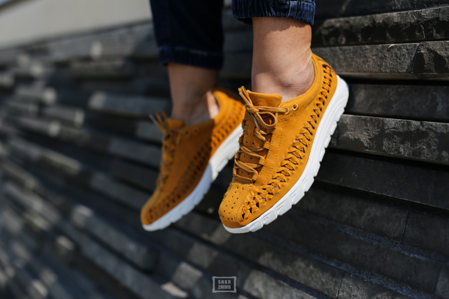 Nike Mayfly Woven