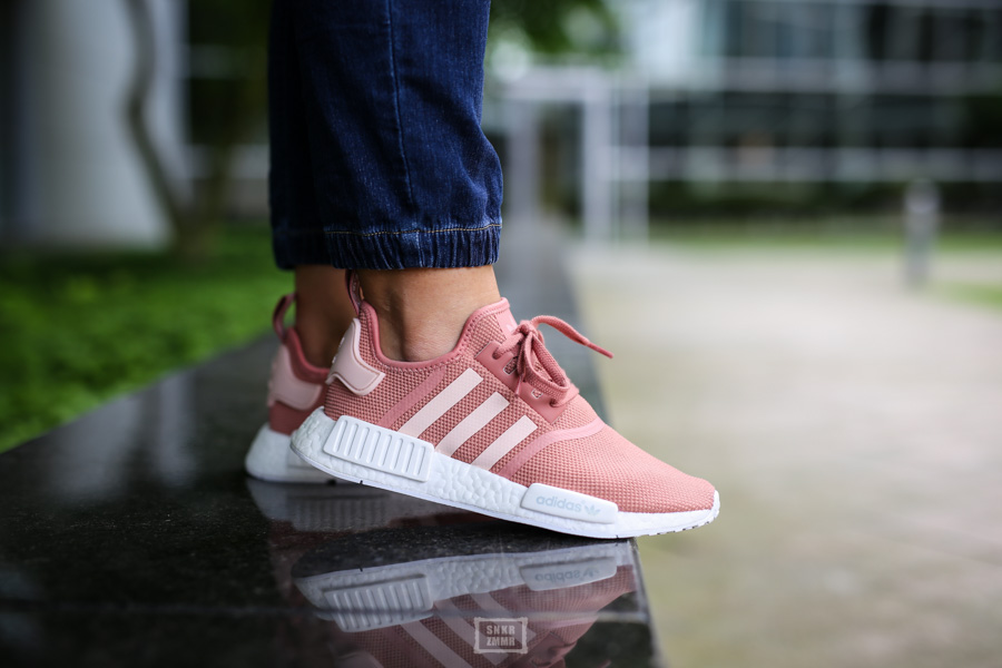 NMD R1 Raw Pink-13