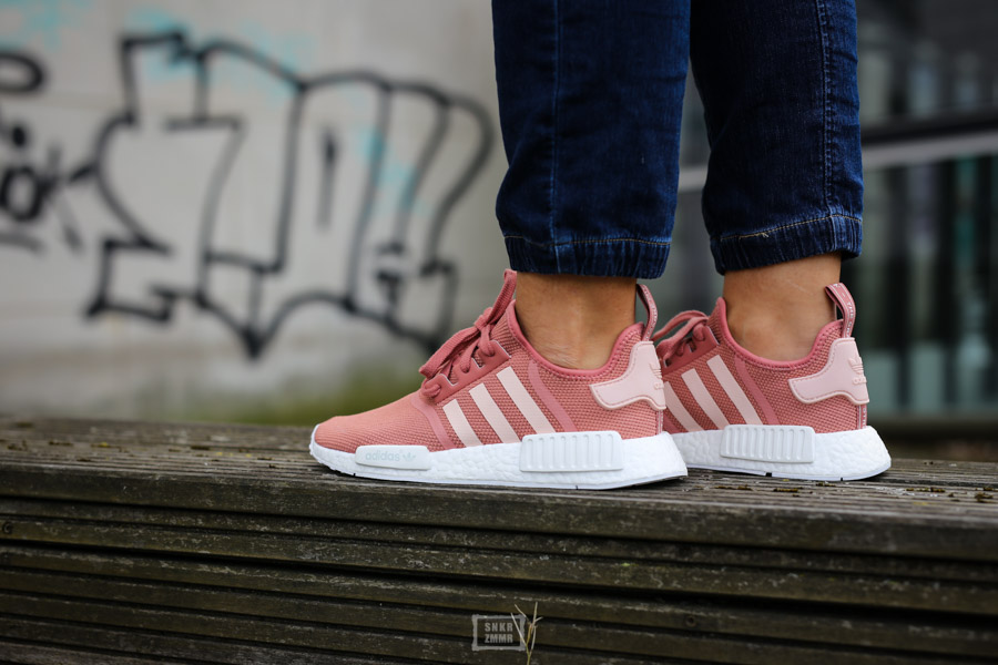 NMD R1 Raw Pink-3