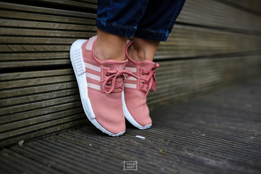 NMD R1 Raw Pink-5