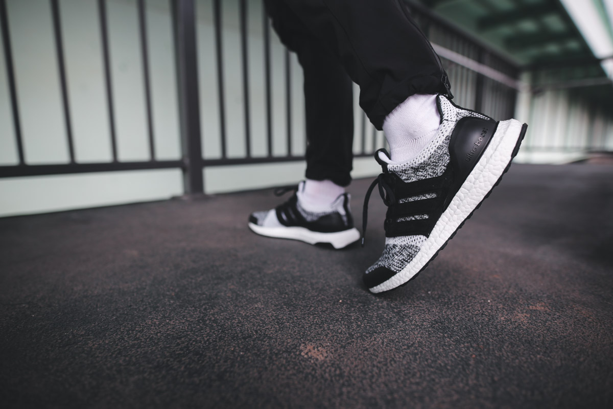 Adidas ultra boost consortium x sns x social status hot sale
