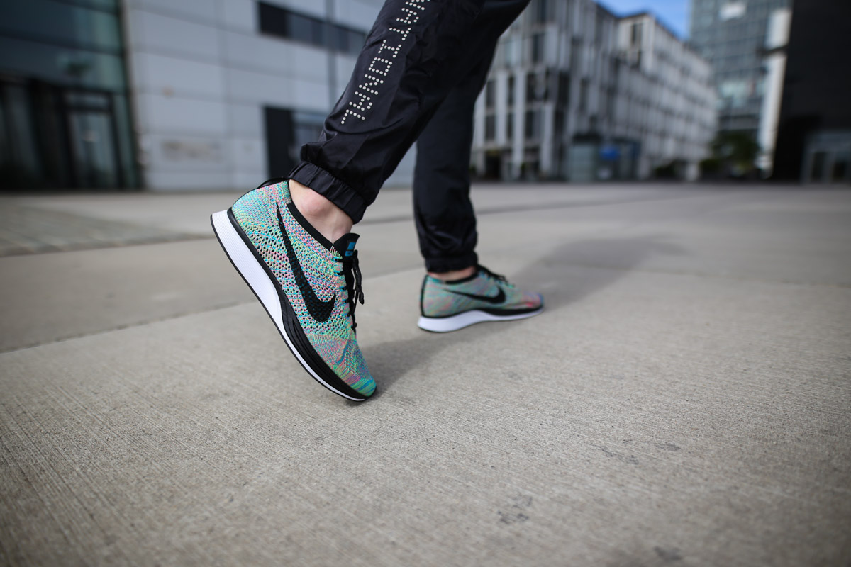 Flyknit Racer Multi-6