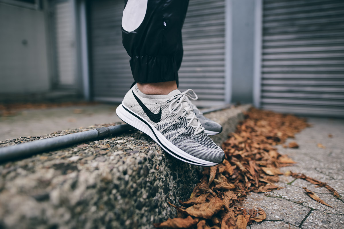 Sneaker Zimmer Nike Flyknit Trainer Sunset Tint Pale Grey Sneakerzimmer