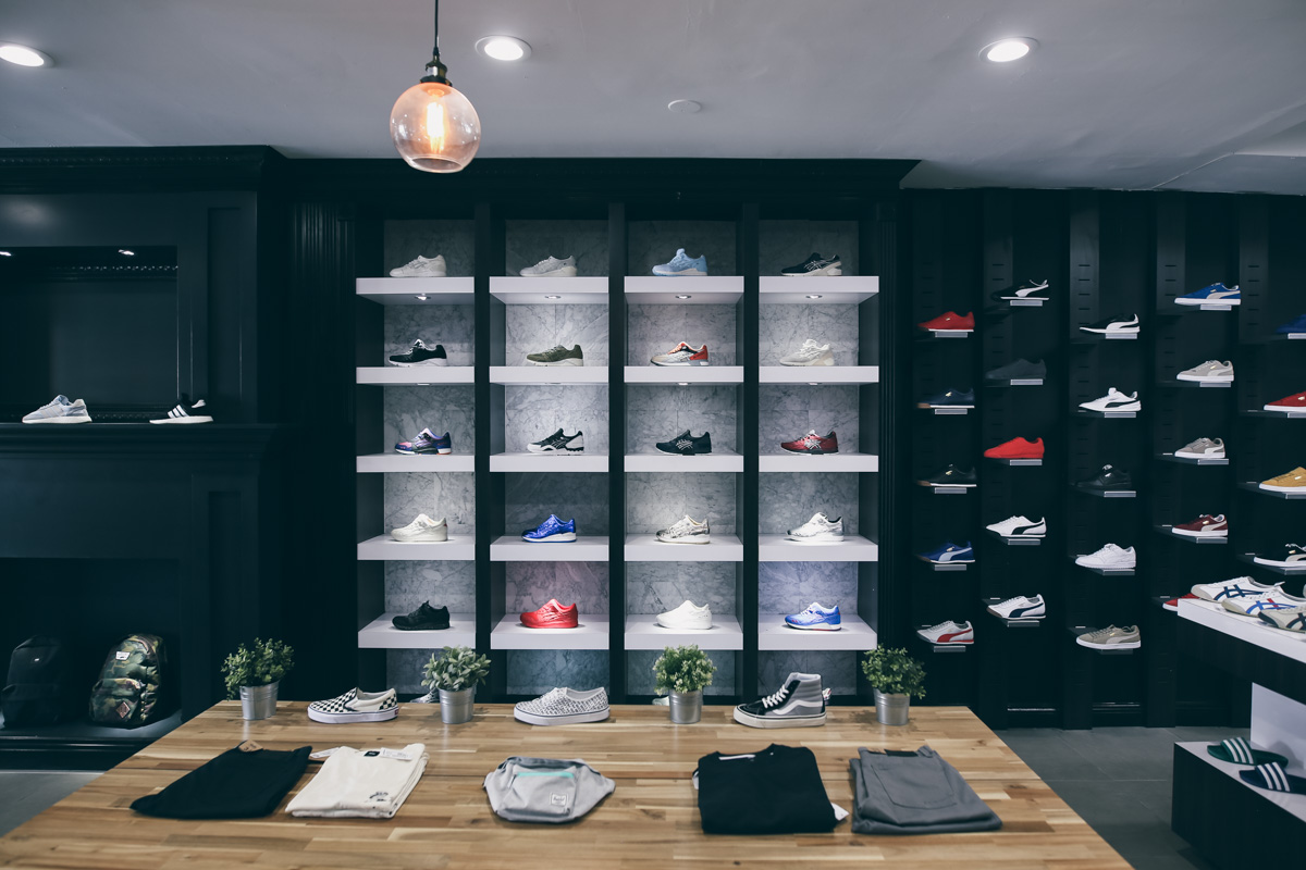 Los Angeles Store Guide-13
