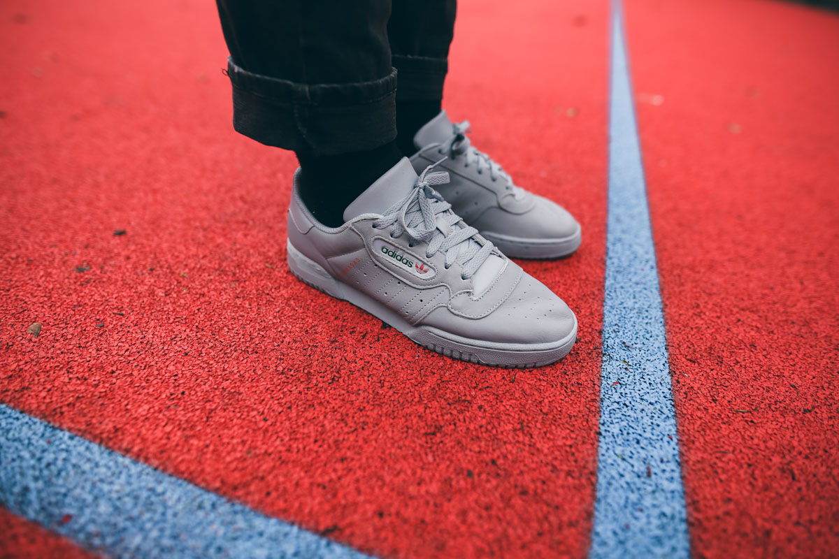 Sneaker Zimmer Yeezy Boost 350 Powerphase Blue Tint