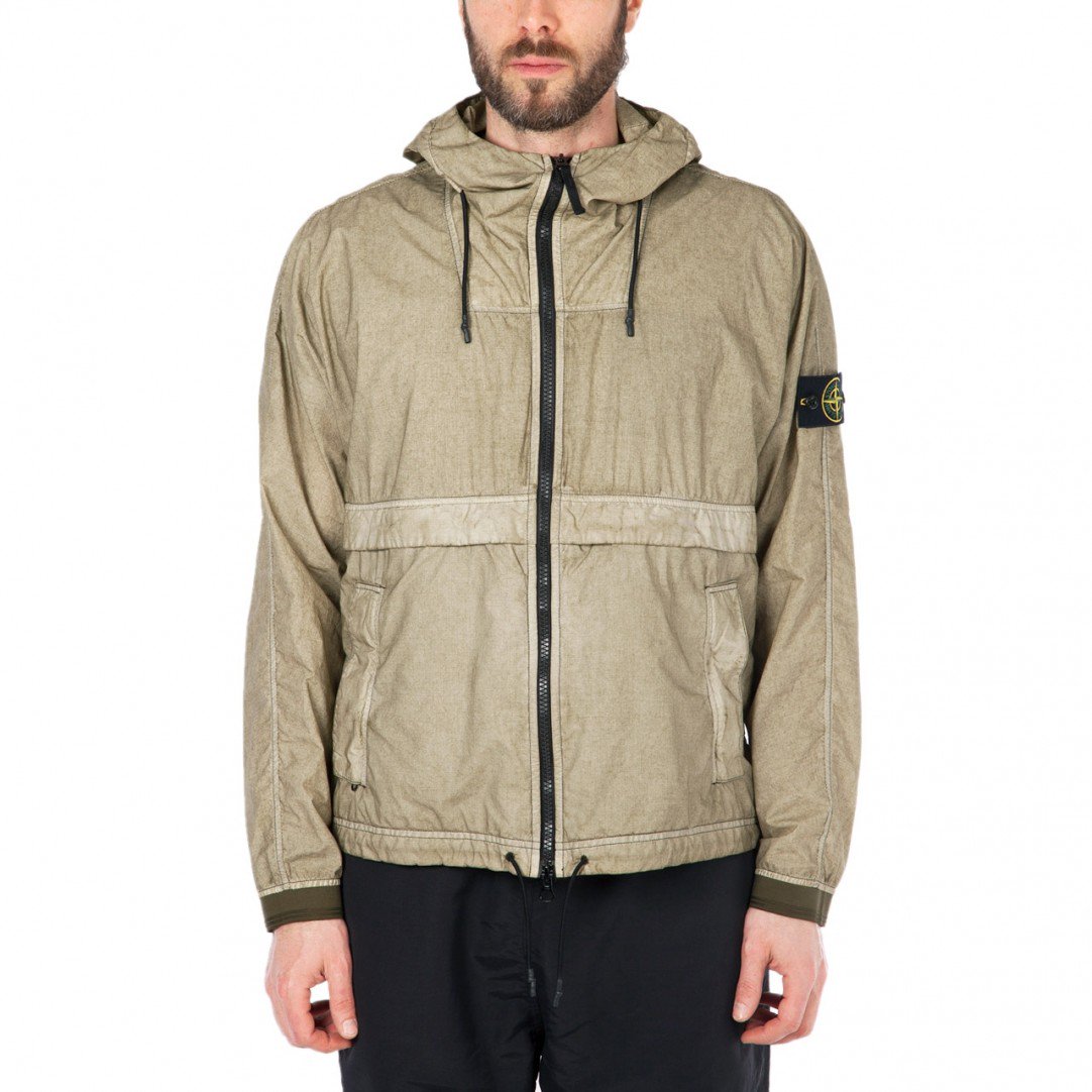 stone-island-resin-popelin-tc-jacket-military-green-681544435-v0054-2