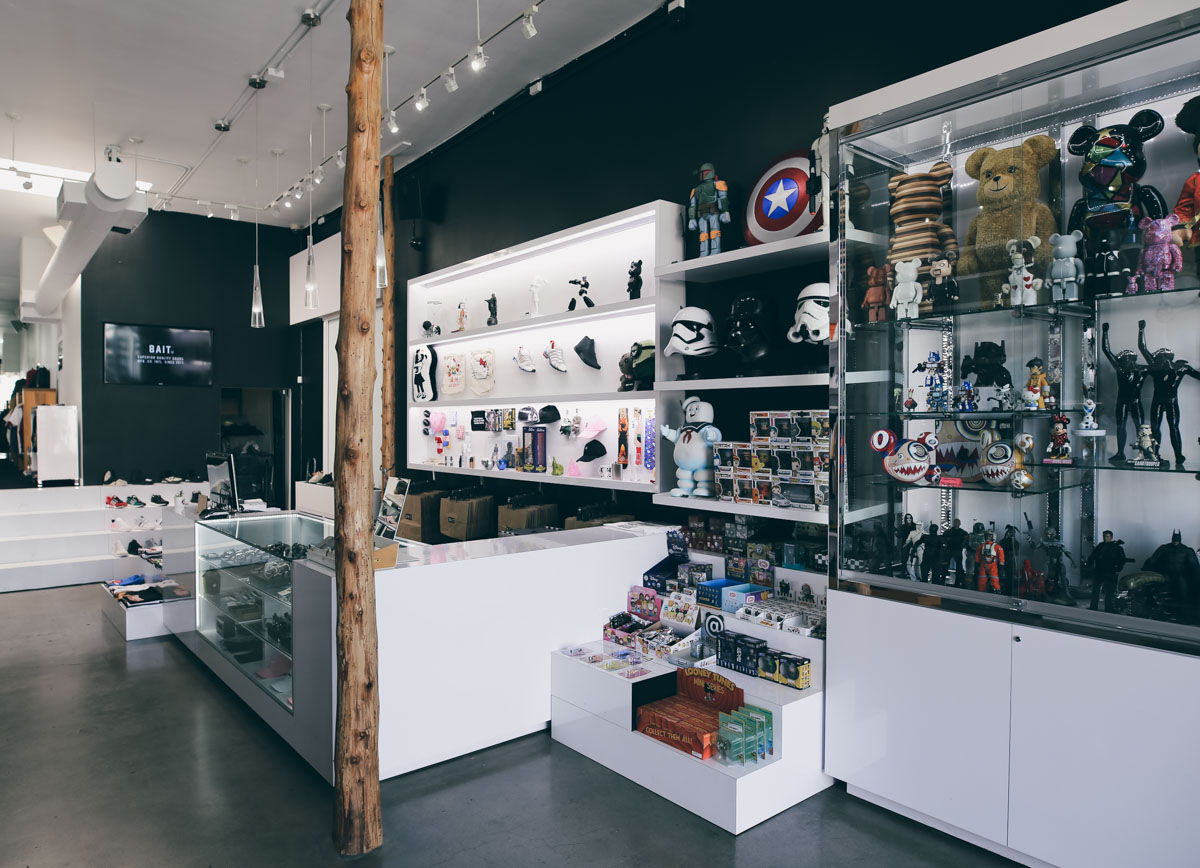 Los Angeles Store Guide-10