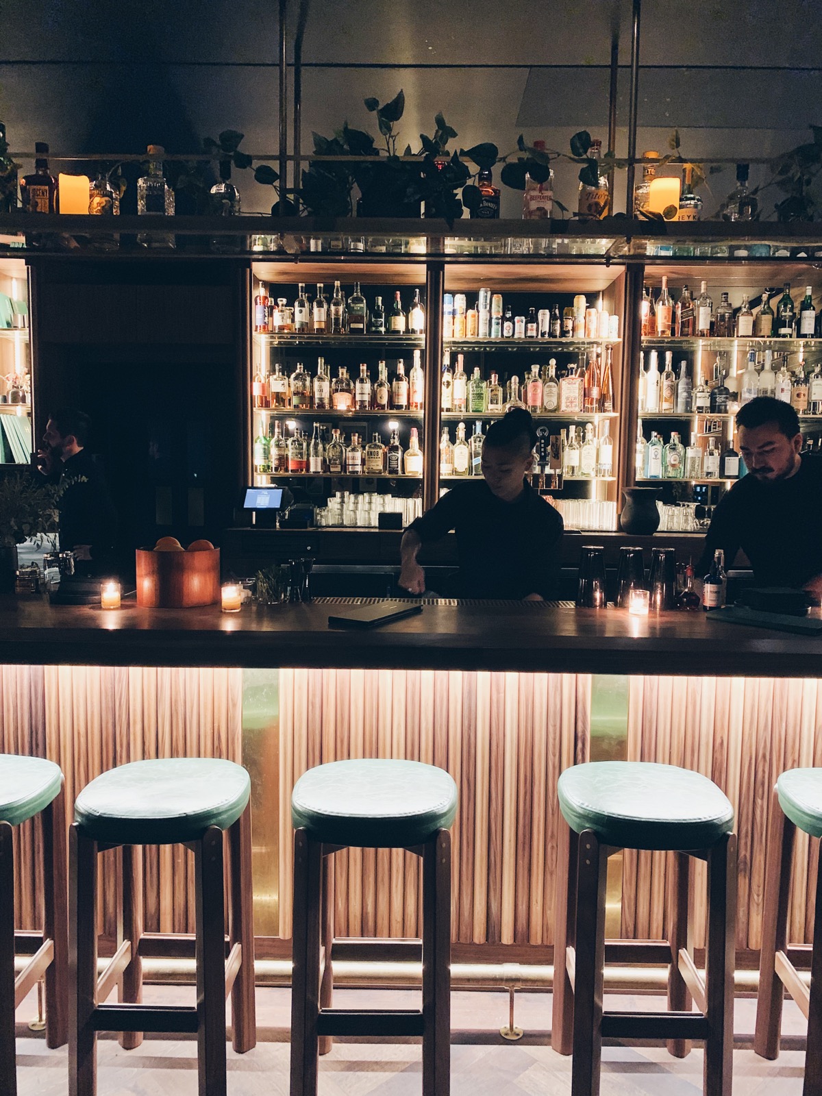 Los Angeles Bar Guide