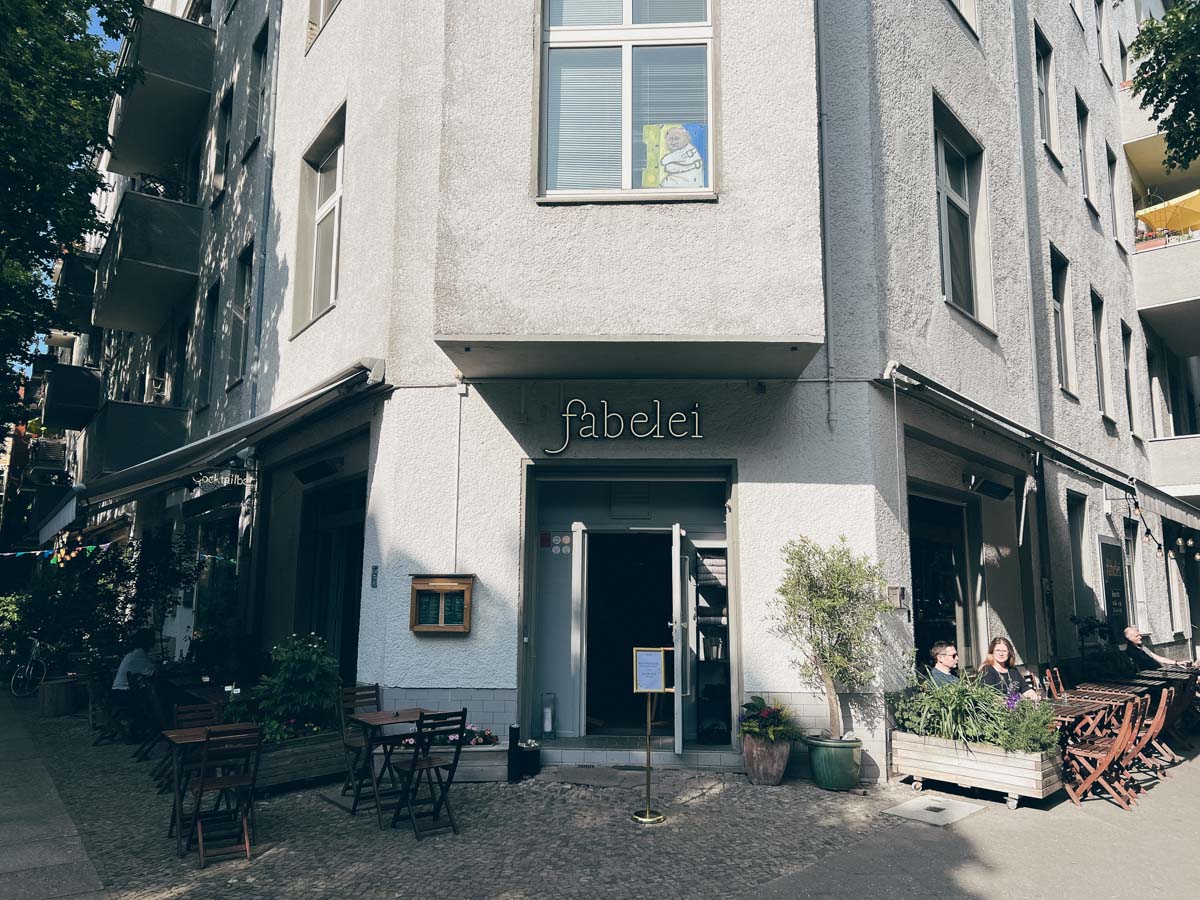 Berlin Bar Guide Fabelei 8