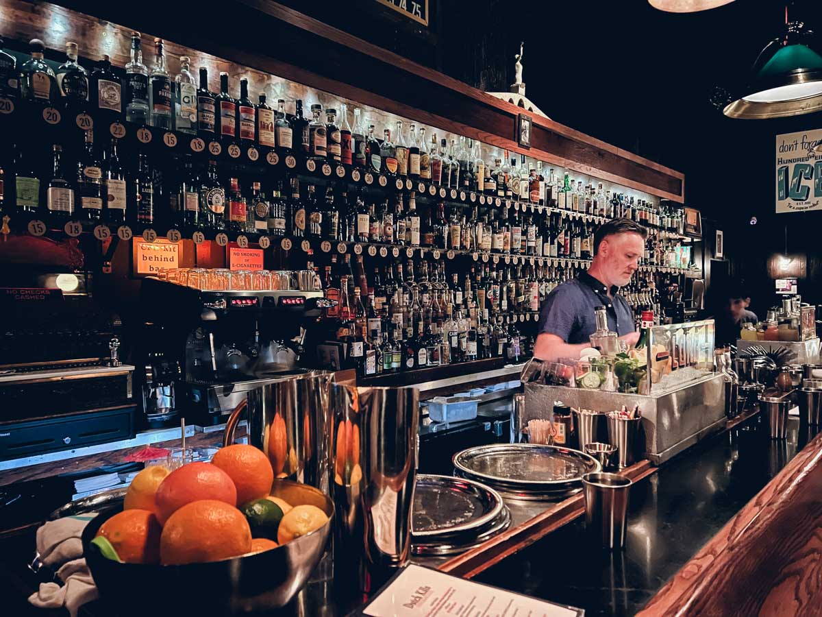 Bar Guide NYC 2023